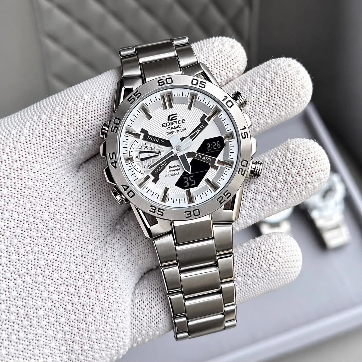 Casio Edifice ECB-2000 Quartz Men's Watch With Silver Strap /White Watch ED421
