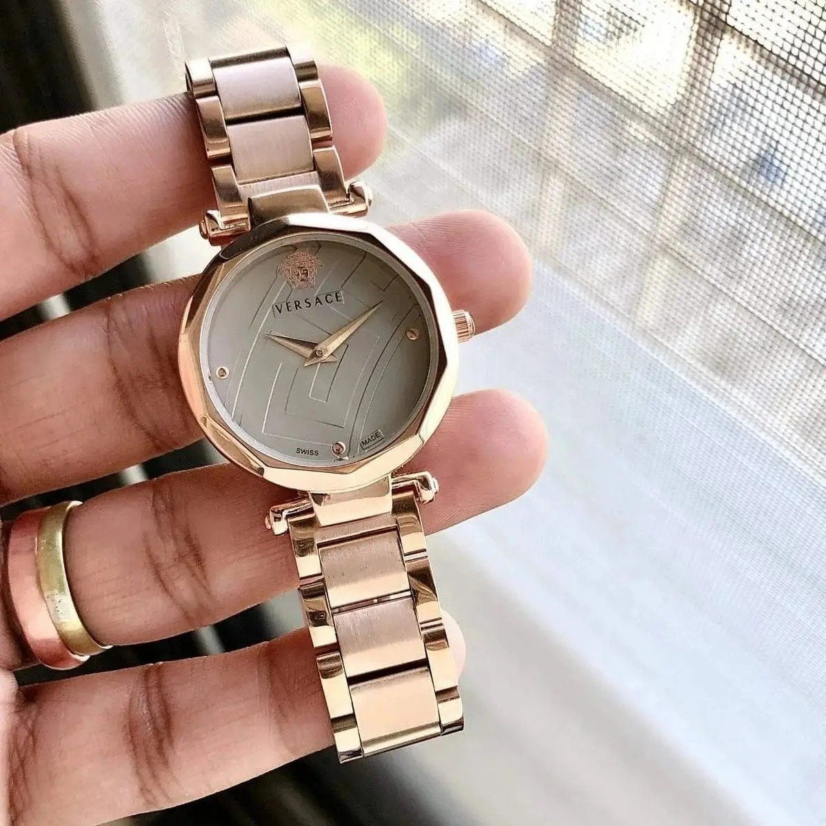 VC Rose Gold New Stylish Branded Women's Watch For Women And Girls Grey Dial VER-958