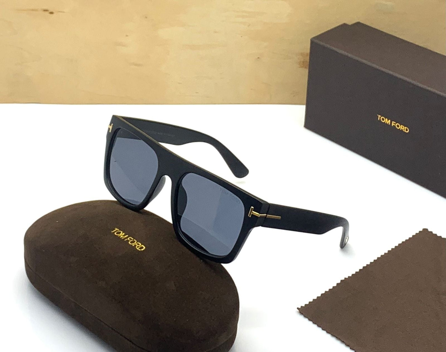 Tom Ford Branded Black Glass Men's Sunglass For Man TF-725 Black Stick Frame Gift Sunglass