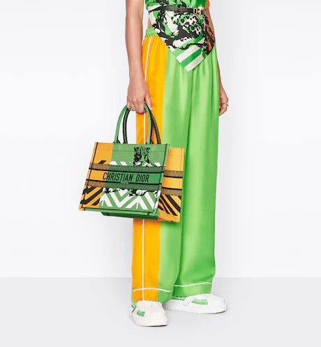 Christian Dior Women Fashion Western Style Tote Bright Green and Fluorescent Orange D-Jungle Pop EmbroideryMedium Bag For Women's Or Girls Bag - Best Casual Use Bag DR-M765-WBG