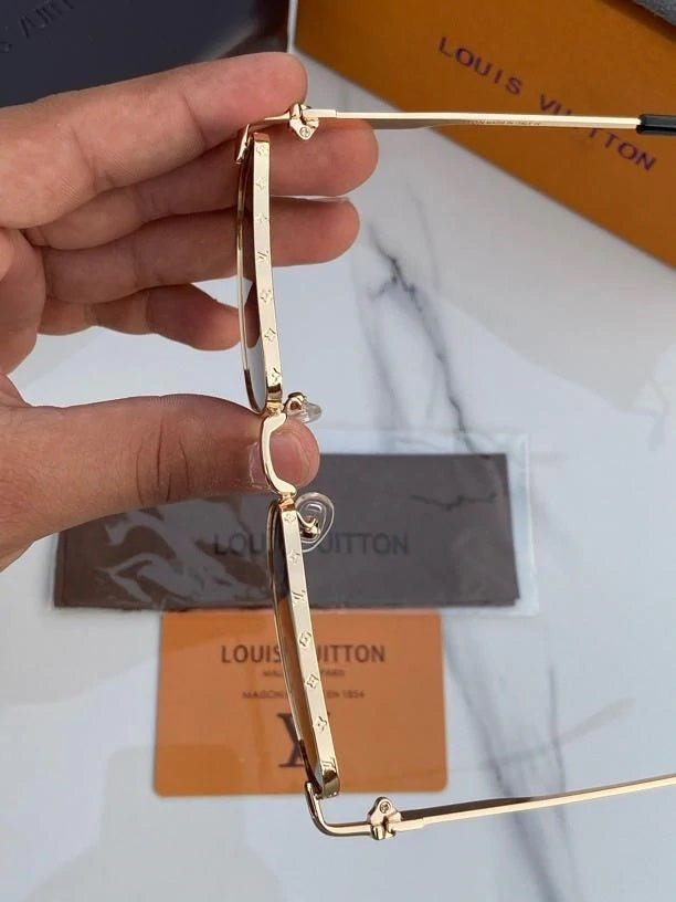 LV Black lenses And Golden GC Design Frame For Men's and Women's Sunglass Square Design Golden Strap Unisex Gift Sunglass LV-Gld-01