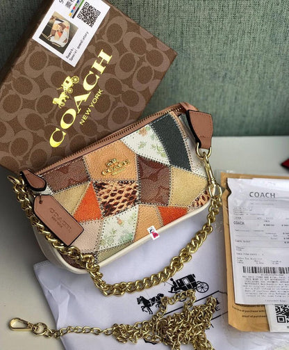 Coach Large chain Wristlet Wallet Purse with Multiple Colors CO-4471-WBG