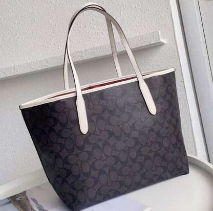 Coach Shoulder Bag Black Stylist Daily Use Hand-Bag CO-4440-WBG