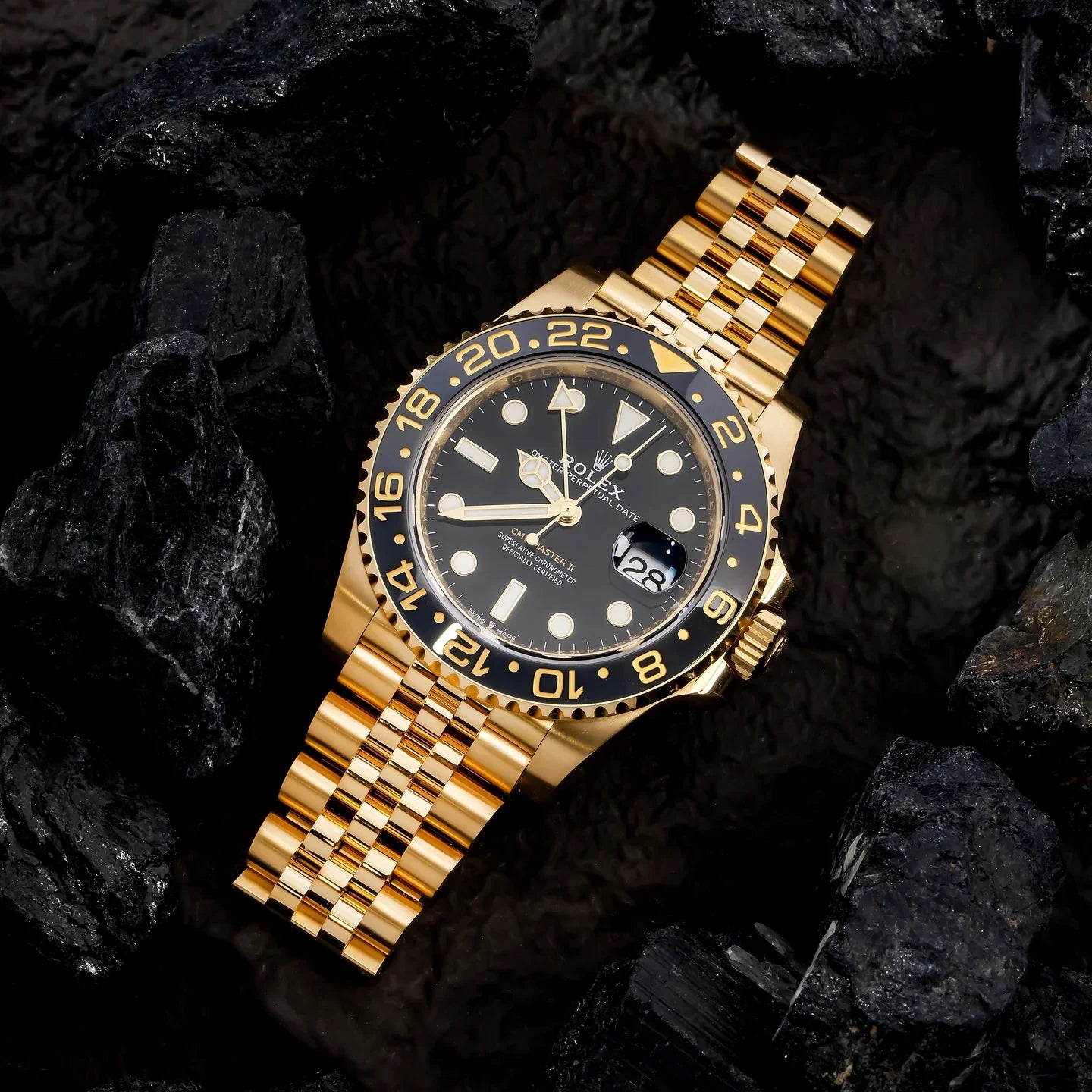 Rolex GMT-Master II Oyster Perpetual Bidirectional Rotatable Bezel Gold Dial and a Jubilee bracelet Men's Watch RLX-GMT-5013