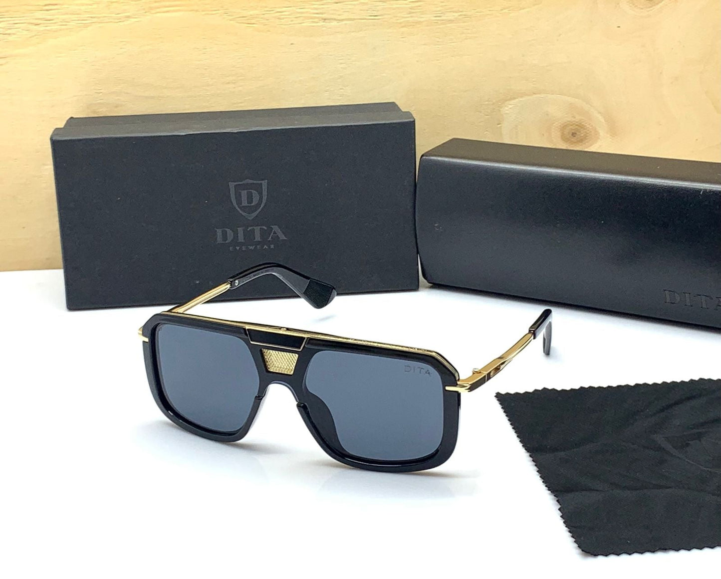 Dita Black Lens Sunglass With Black Frame Man's Women's Sunglasses Luxury Desgier Square Frame Clear Lens And Classic Brand Oversized Eyeglasses DT-8631