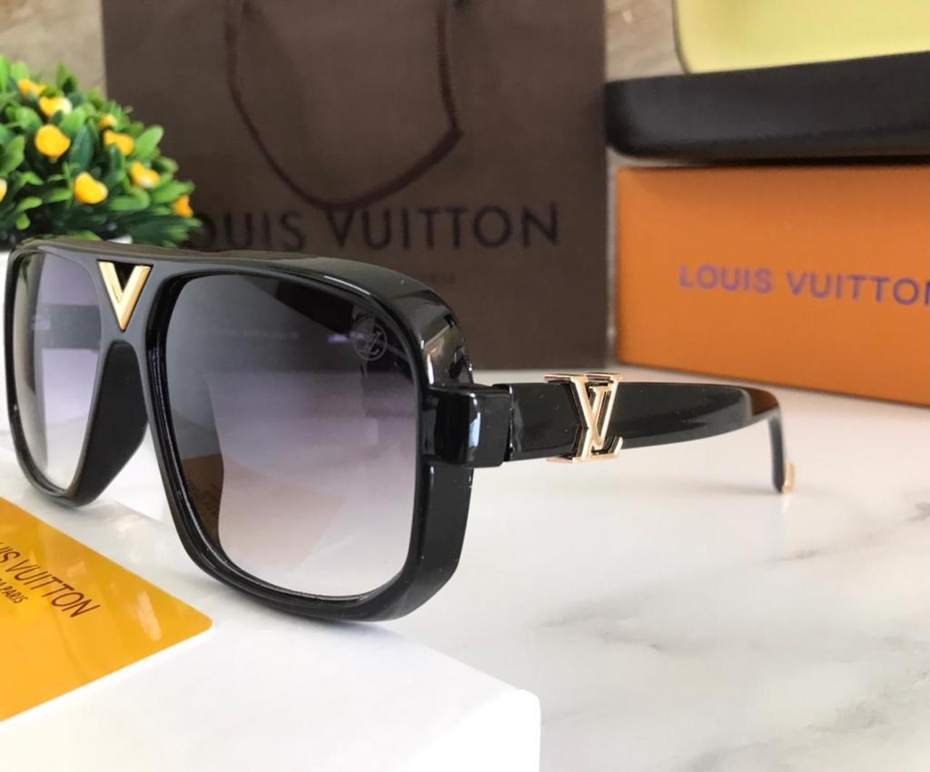 Louis Vuitton Branded Black Big Glass Men's and Women's Sunglass for Man and Woman or Girls LV-7531 Black Bold Frame Gift Sunglass-best for All Look