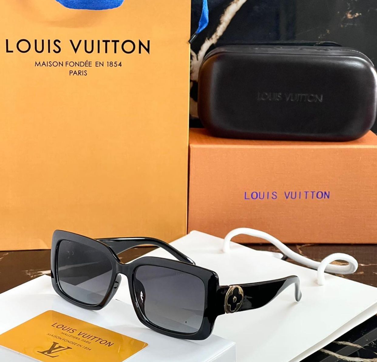 Louis Vuitton Branded Black Glass Men's and Women's Sunglass for Man and Woman or Girls LV-89 Black Bold Frame- Unisex Gift Sunglass