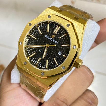 Aude mars Piguet Royal Oak Self-winding Extra-Thin In A Luscious New Plum Tone Dial New Arrival For Man With Black Crocodile Dial With Gold Strap Design Watch