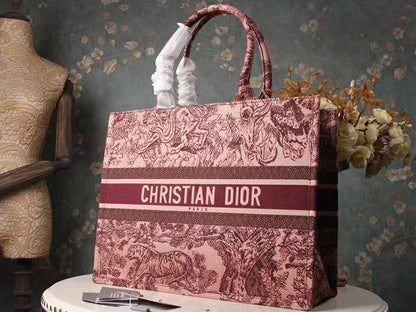 Christian Canvas Embroidered Large Dioriviera Toile De Jouy Book Tote Burgundy Hand Bag For Women Sauvage Embroidery Medium Bag For Women's Or Girls Bag - Best Casual Use Bag DR-7799-WBG