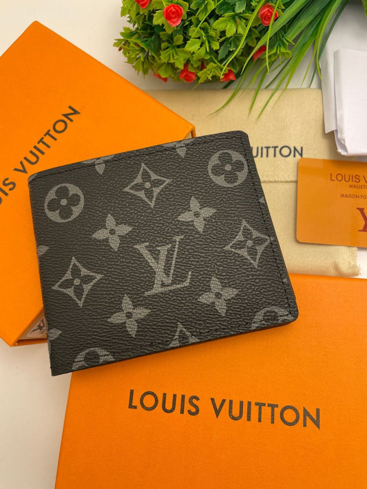 Louis Vuitton Black Color Men's Leather Wallet With LV-BL-99 Best Gift