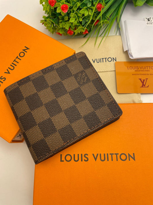 Light Dark Brown Color Men's Wallet For Man Chess Design Leather Gift LV-BB-95