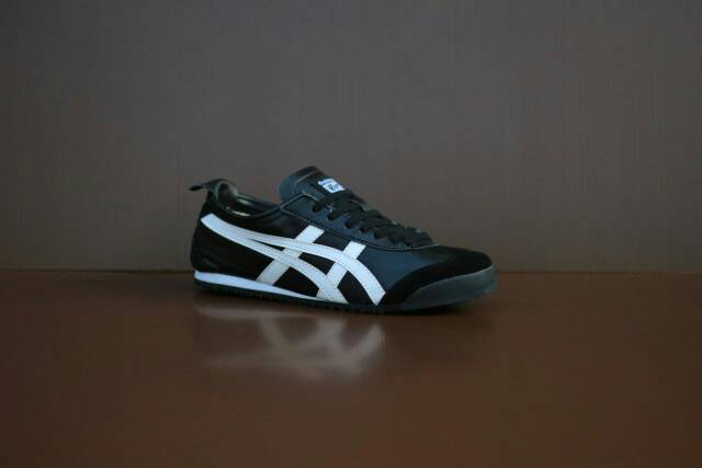 Onitsuka Tiger Serrano Men's Shoes Black/White Shoes For Man And Boys D109L-9001
