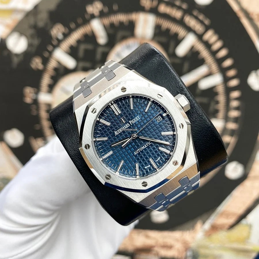 Audemars Piguet Royal Oak Selfwinding Extra-Thin In A Luscious New Plum Tone Dial New Arrival For Man With Blue crocodile Dial Design Watch AP-15450ST