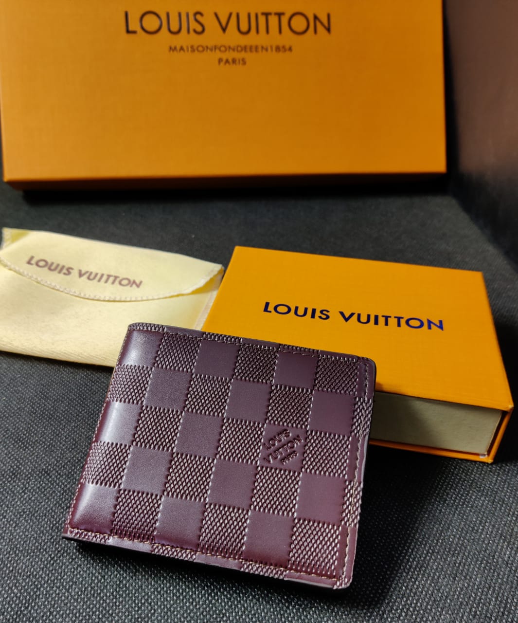 Louis Vuitton Leather Heavy quality Brown latest full printed design Fancy look wallet for men's LV-713