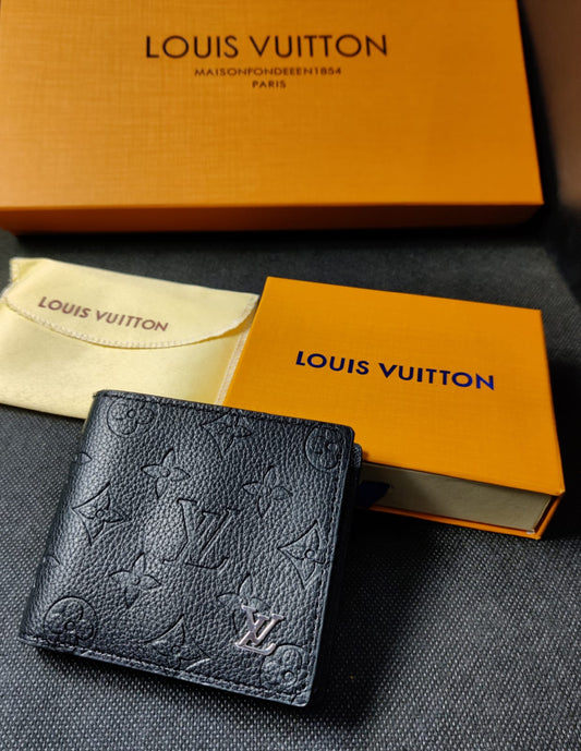 Louis Vuitton Leather Heavy quality Black latest full printed design Fancy look wallet for men's LV-715